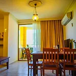 Dores Lejlighedshotel 4*