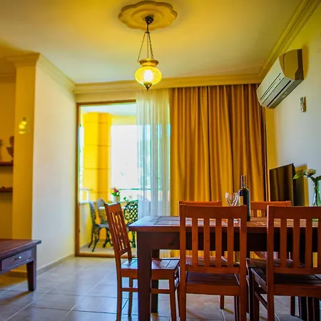 Dores Lejlighedshotel 4*