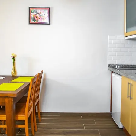 Aparthotel Dores 3*