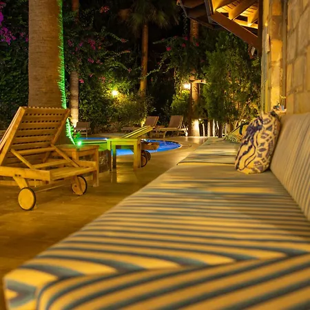 Aparthotel Dores 3*